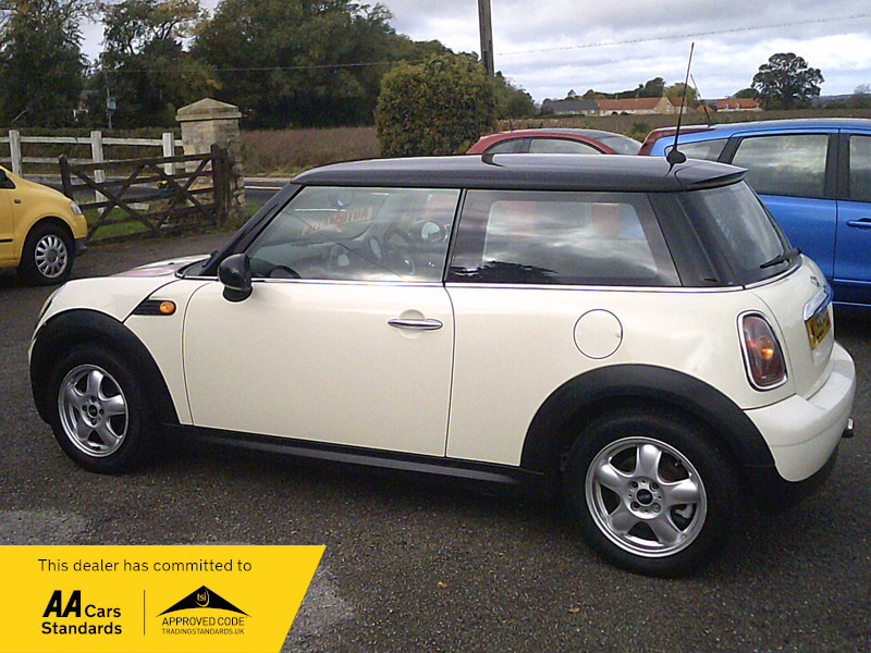Mini Hatch 1.6L One Blue #8