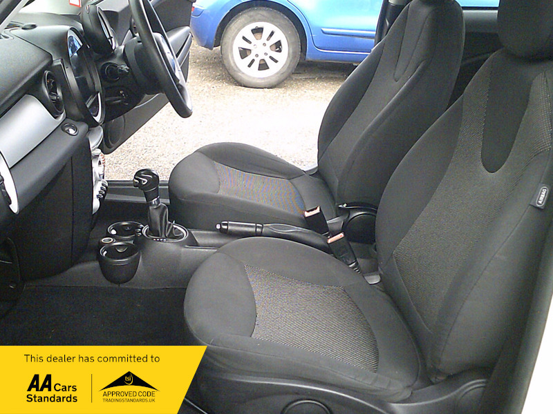 Mini Hatch 1.6L One Blue #20