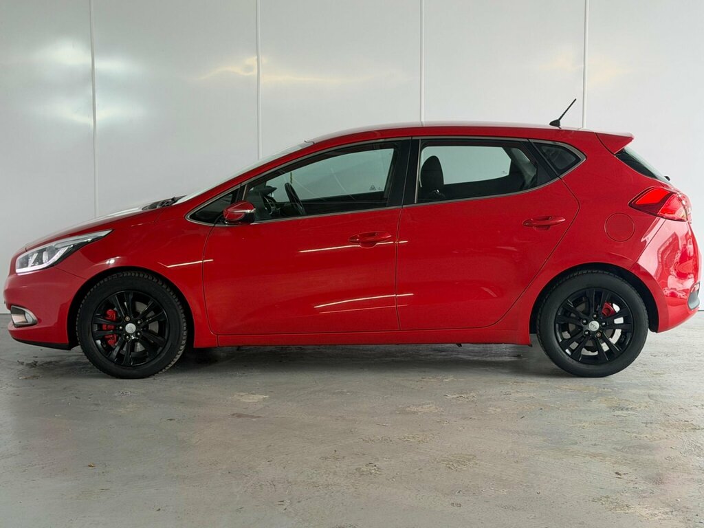 Kia Ceed Vr7 White #14