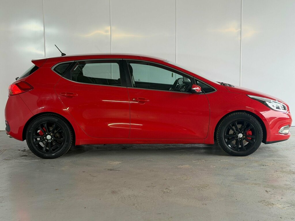 Kia Ceed Vr7 White #16