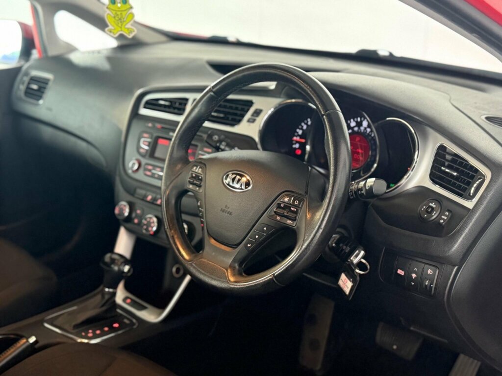 Kia Ceed Vr7 White #22