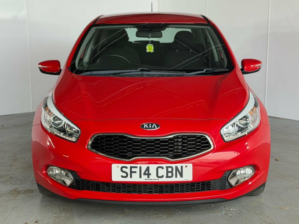 Kia Ceed 1.6 Crdi 2 Euro 5 Red #2