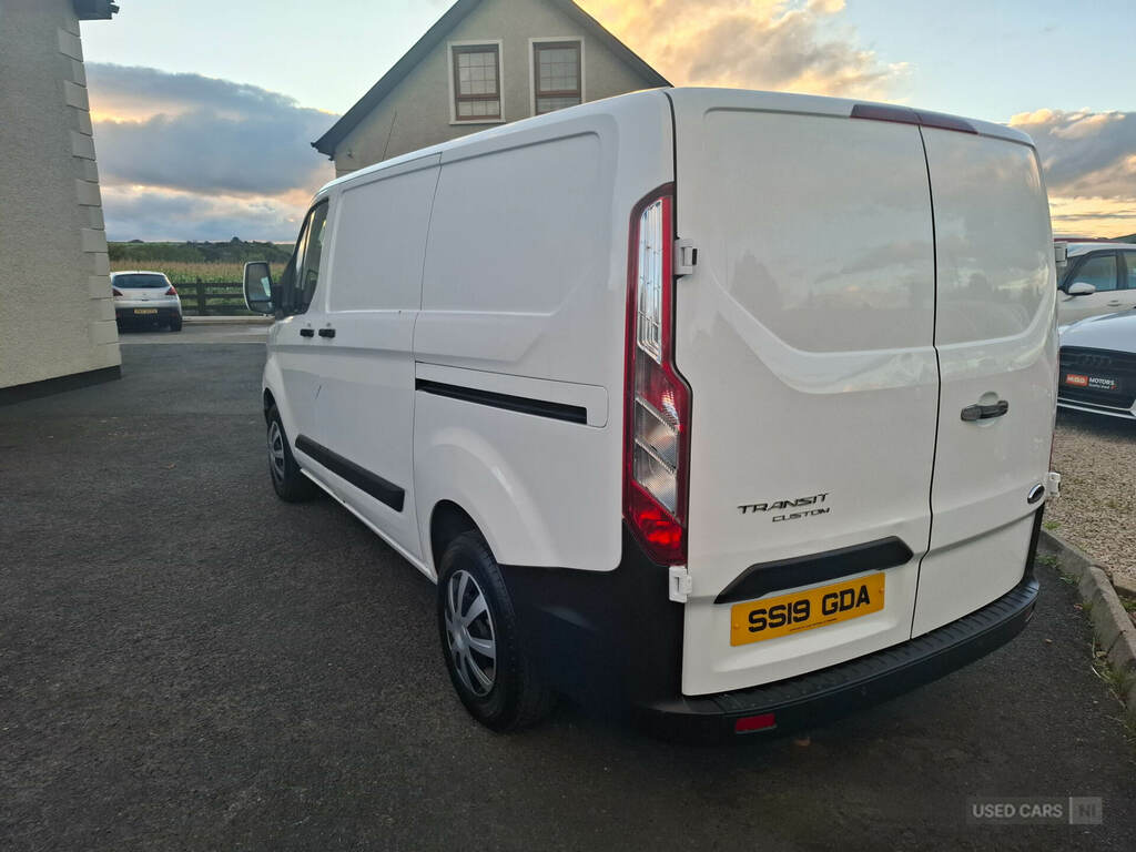 Ford Transit Custom 2.0 Tdci 105Ps Low Roof Van White #4