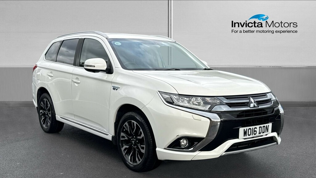 Mitsubishi Outlander Suv White