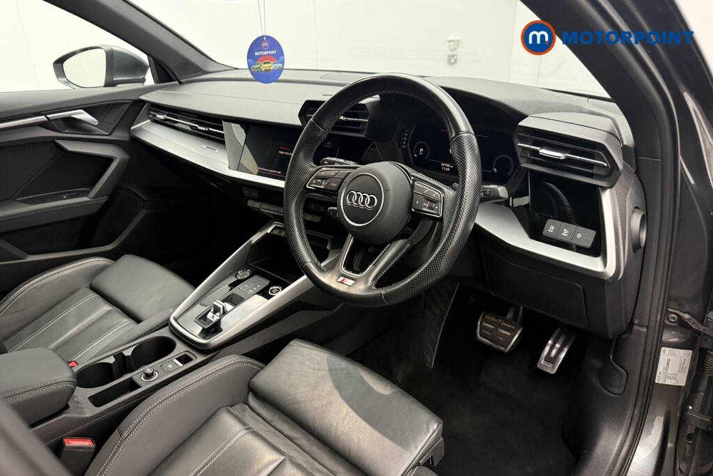 Audi A3 30 Tfsi Sport S Tronic 2024 Grey #16