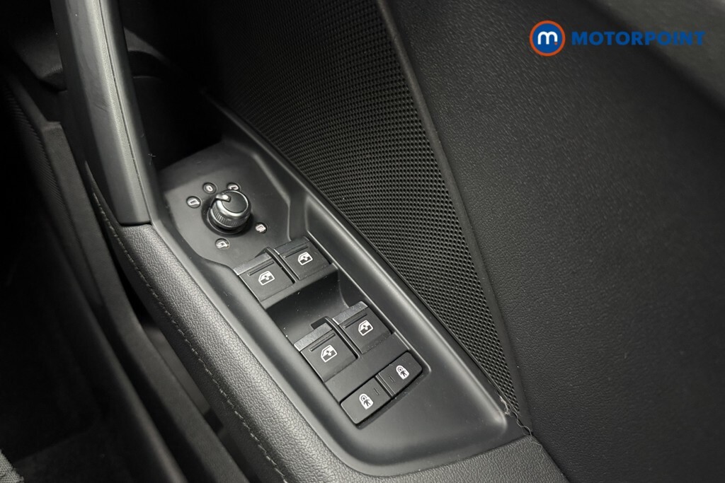 Audi A3 30 Tfsi Sport S Tronic 2024 Grey #26