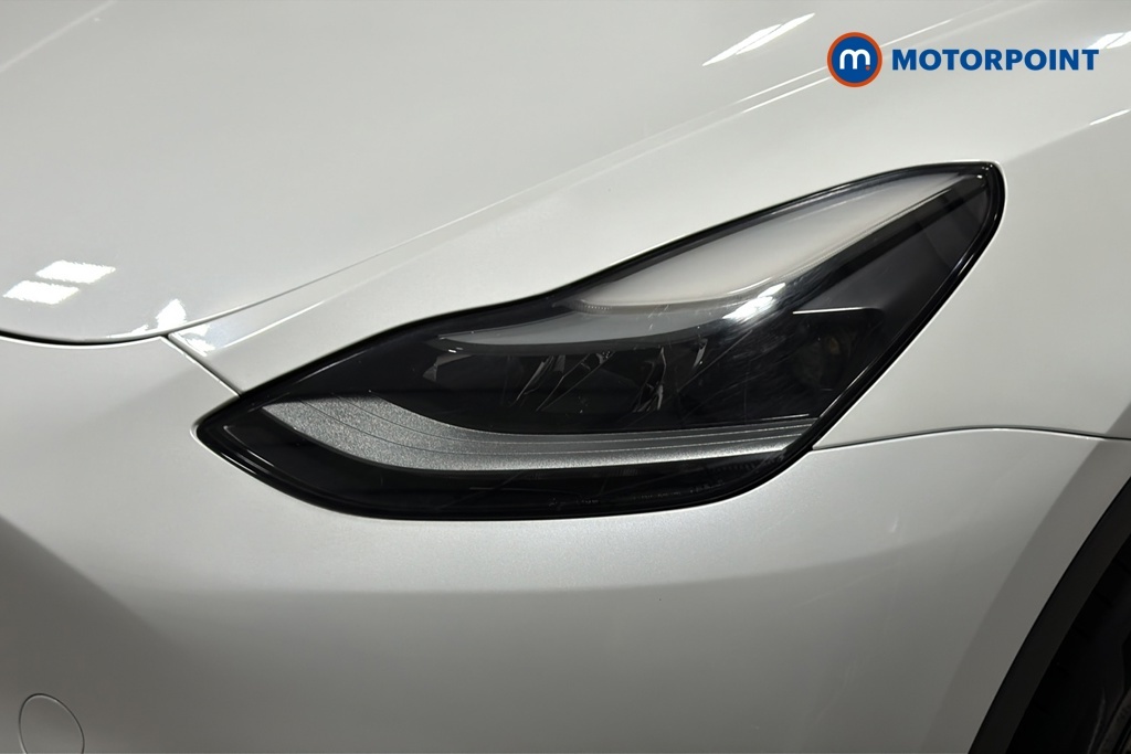Tesla Model Y Suv White #31