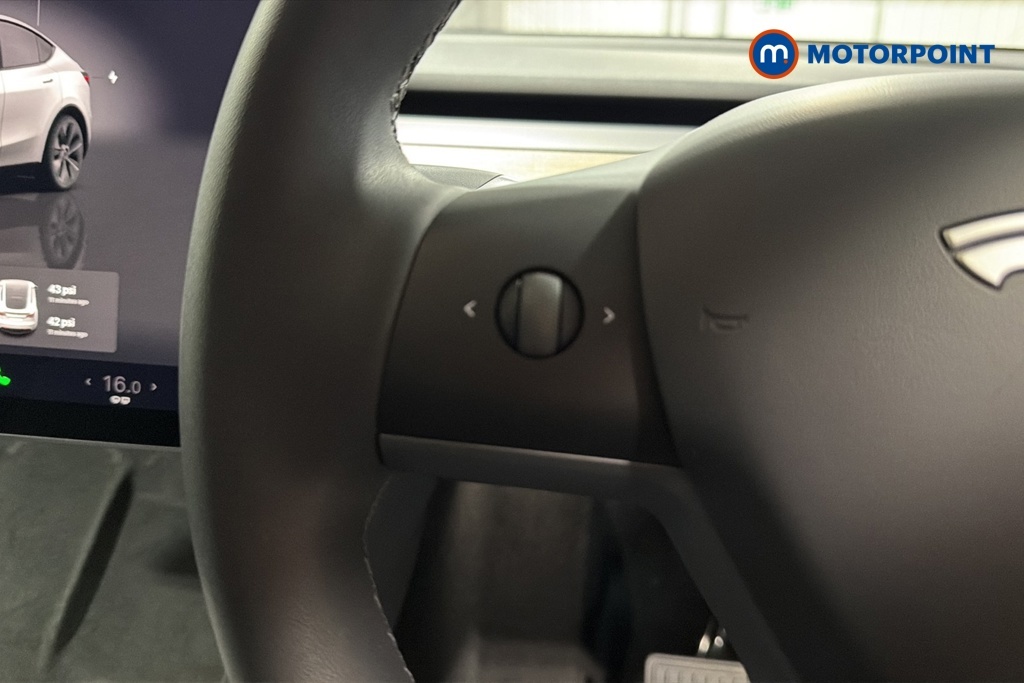 Tesla Model Y Suv White #12