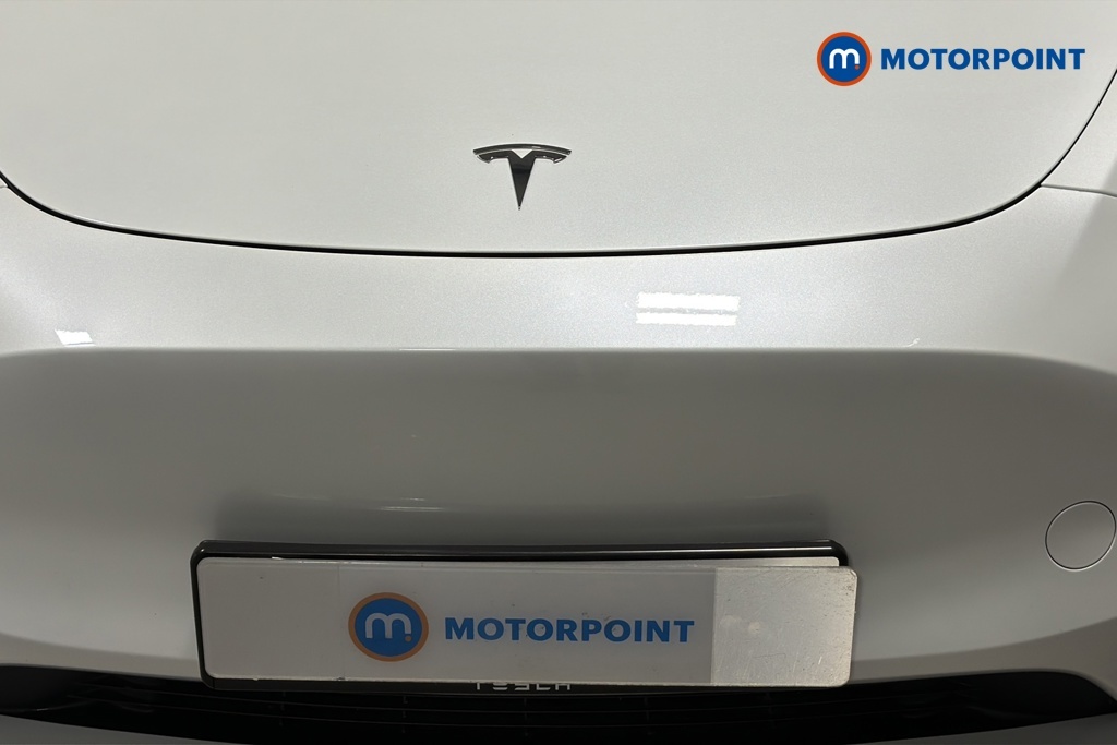 Tesla Model Y Suv White #32