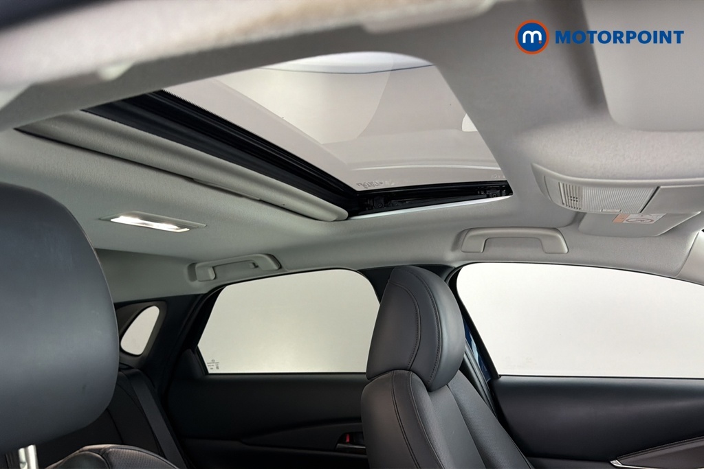 Mazda CX-30 2.0 E-skyactiv X Mhev Takumi White #24