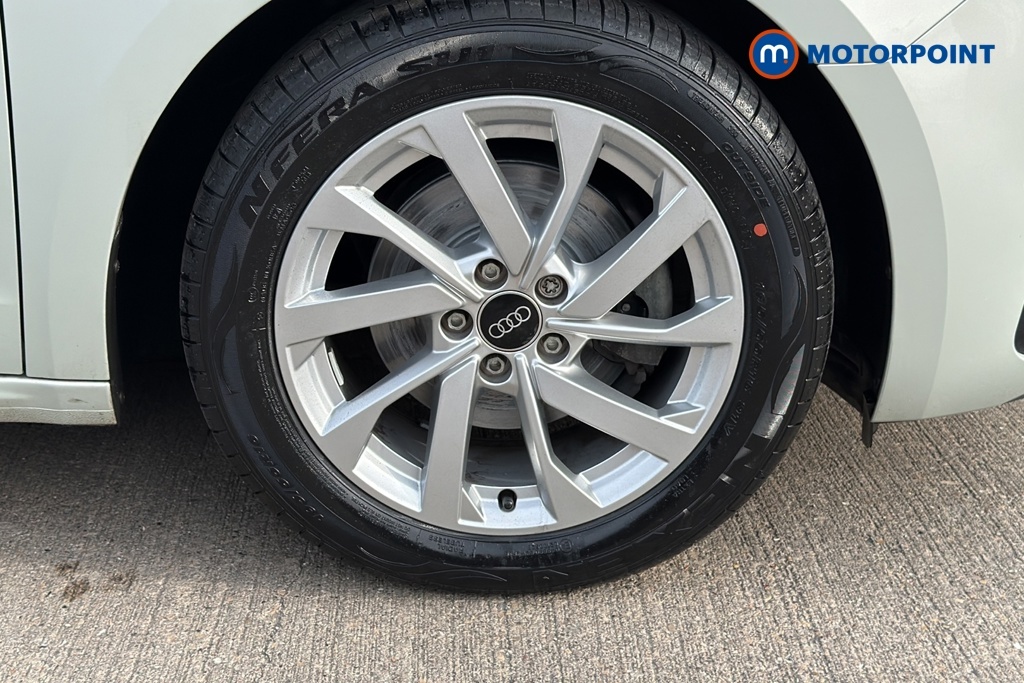 Audi A1 1.0 Tfsi 30 White #33