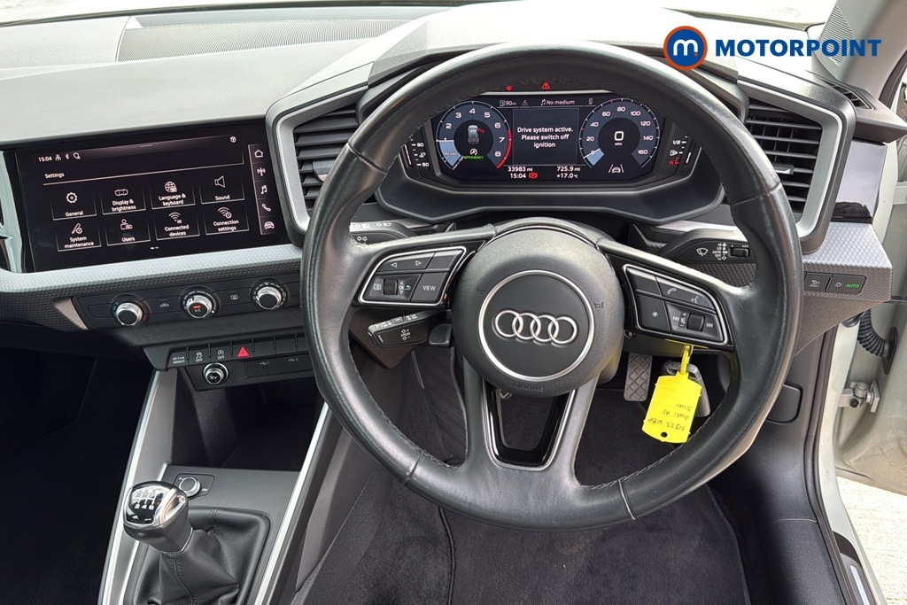 Audi A1 1.0 Tfsi 30 White #10
