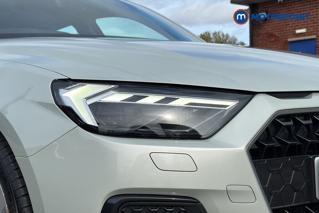 Audi A1 1.0 Tfsi 30 White #28