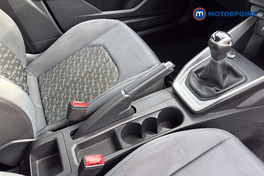 Audi A1 1.0 Tfsi 30 White #16