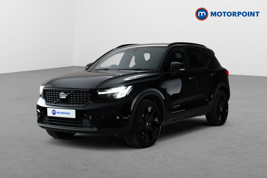Volvo XC40 2.0 B3p Plus Black Edition Black #3