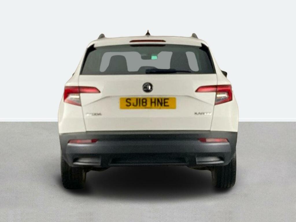 Skoda Karoq 1.0 Tsi Se Technology White #4