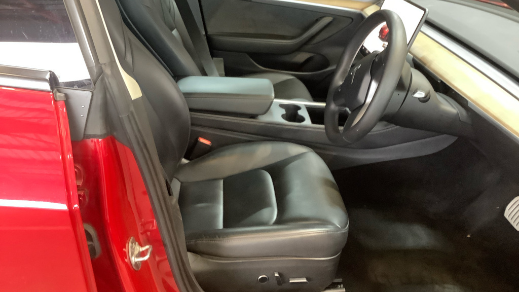 Tesla Model 3 Performance White #8
