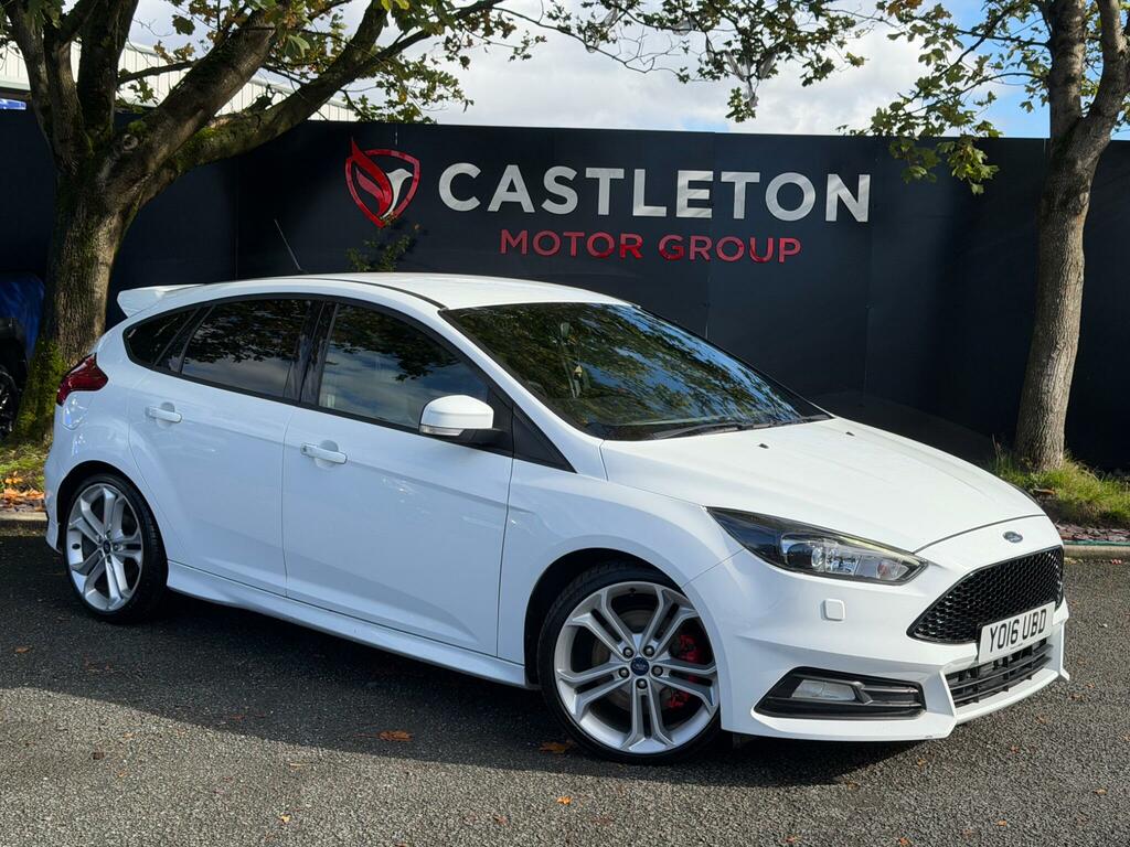 Ford Focus 2.0T Ecoboost St-3 Euro 6 S S White #2