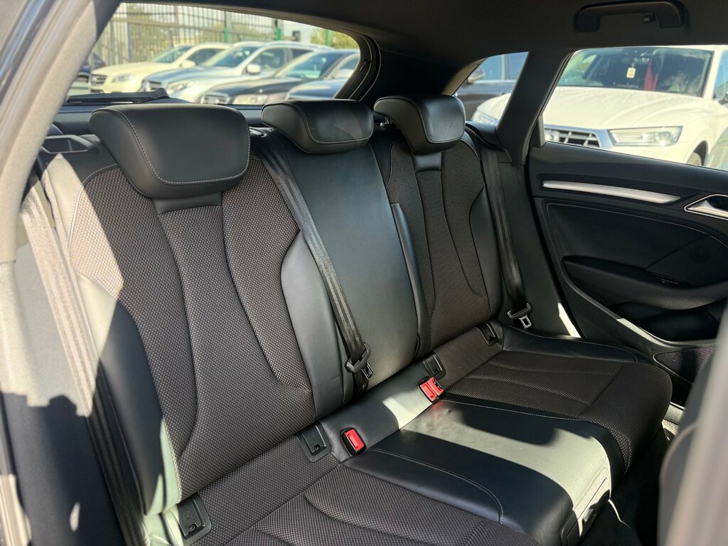 Audi A3 2.0 Tfsi Black Edition Sportback Blue #36