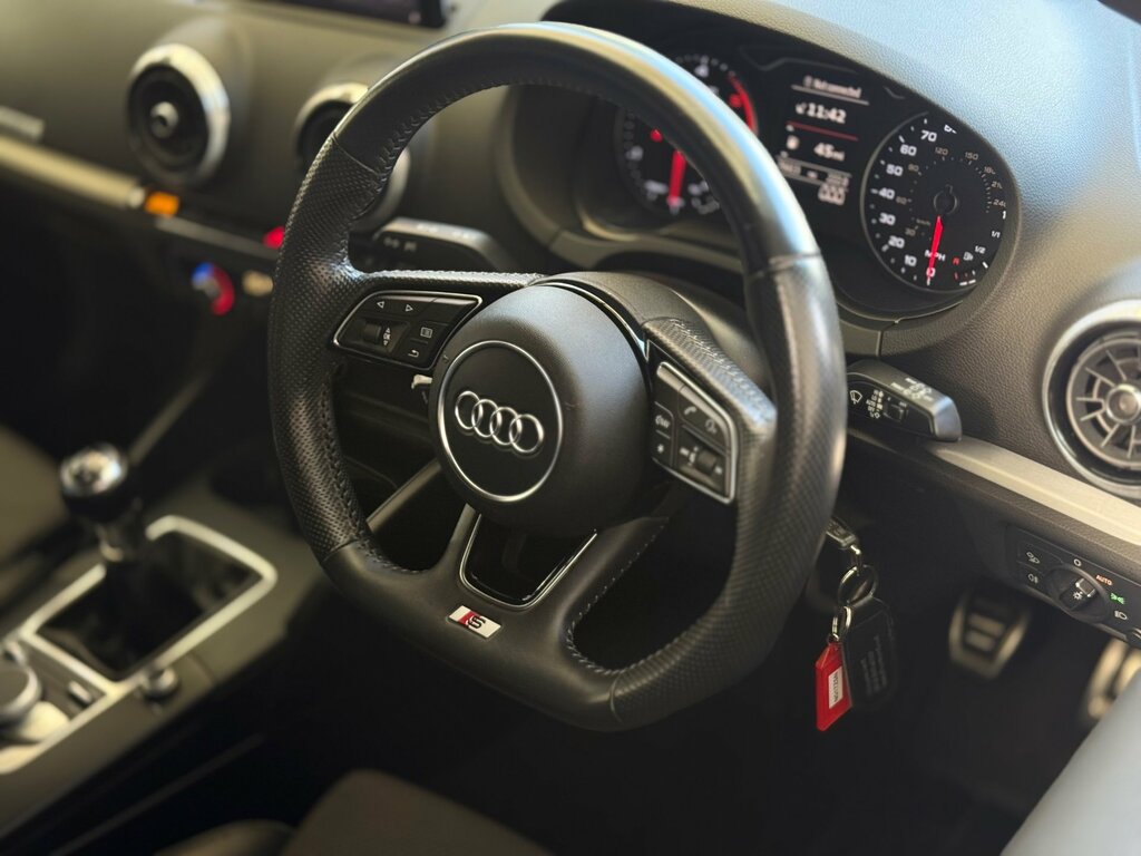 Audi A3 2.0 Tfsi Black Edition Sportback Blue #65