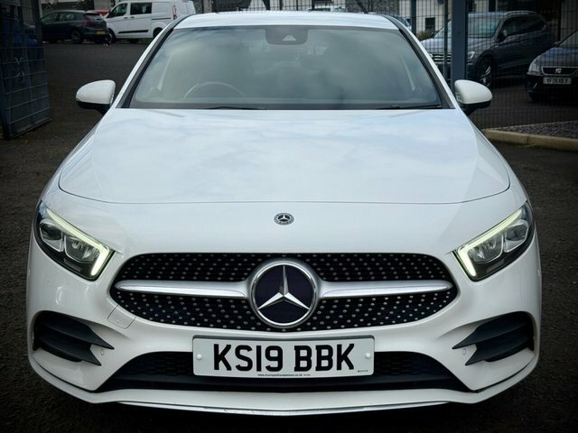 Mercedes-Benz A Class 2019 1.5 A180d Amg Line Executive Hatchback White #5