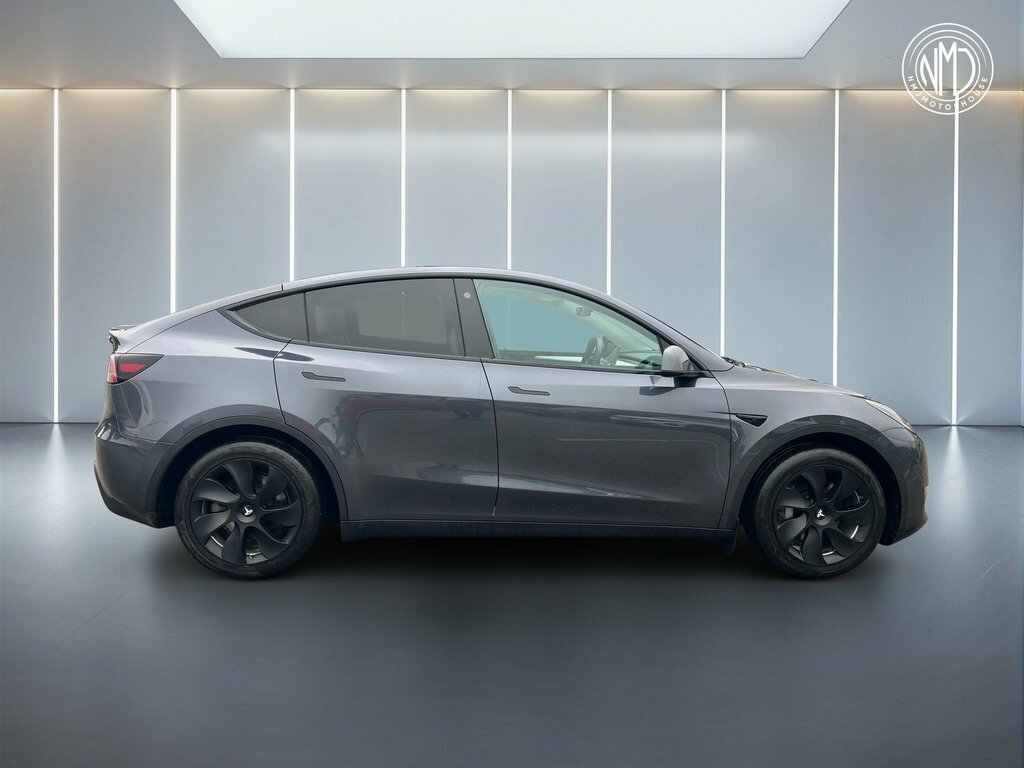 Tesla Model Y 2023 Dual Motor Long Range Suv WM23RBU Grey #4