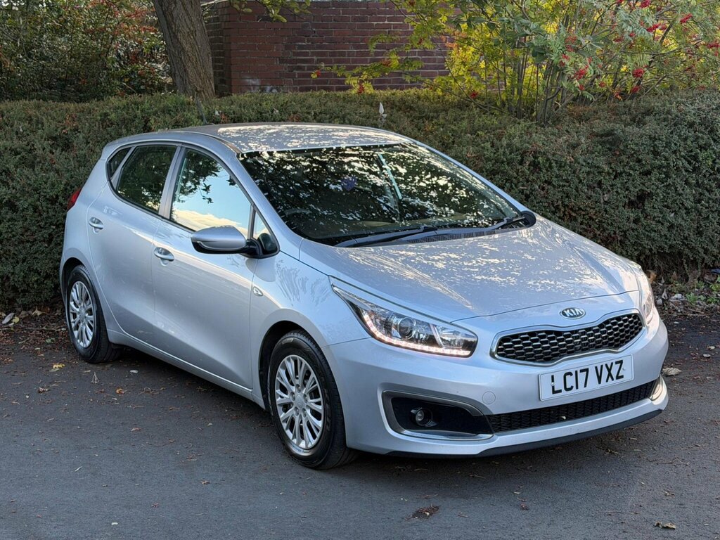 Kia Ceed 1.6 Crdi 1 Euro 6 Ss Silver #3