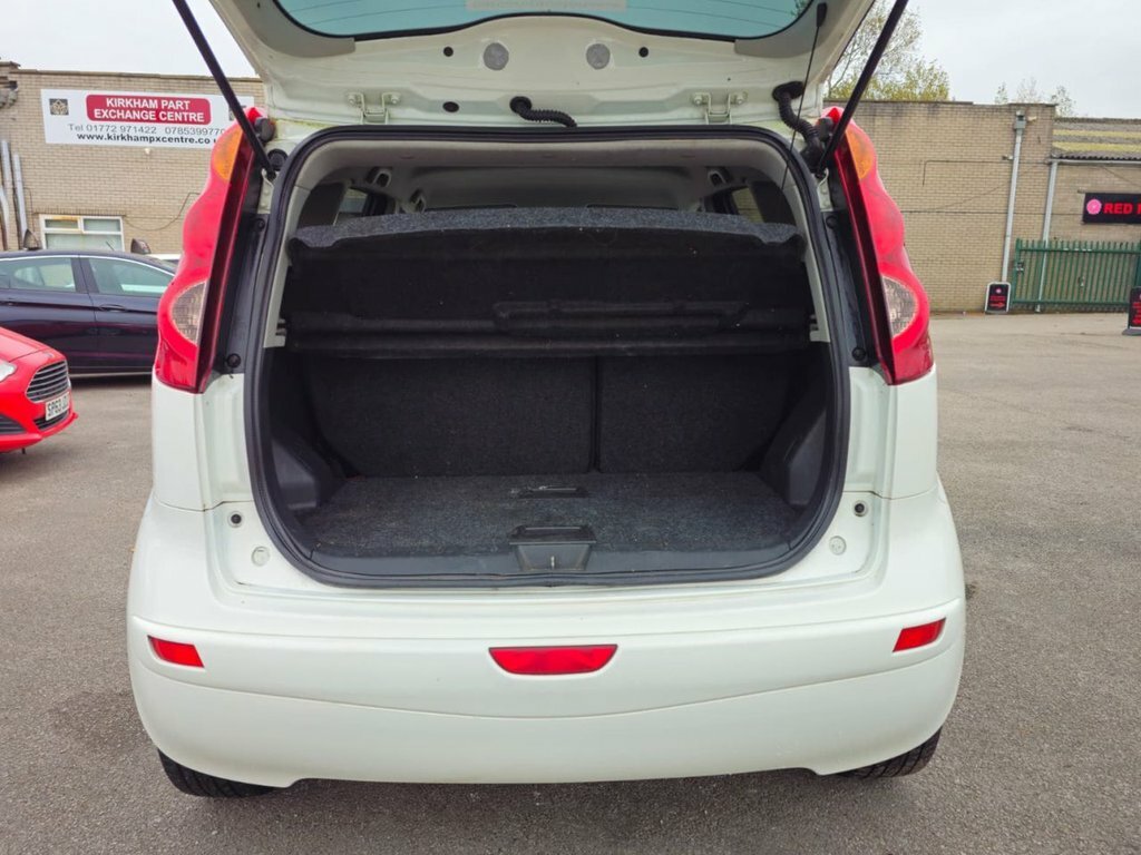 Nissan Note 16V Acenta Hatchback Blue #10