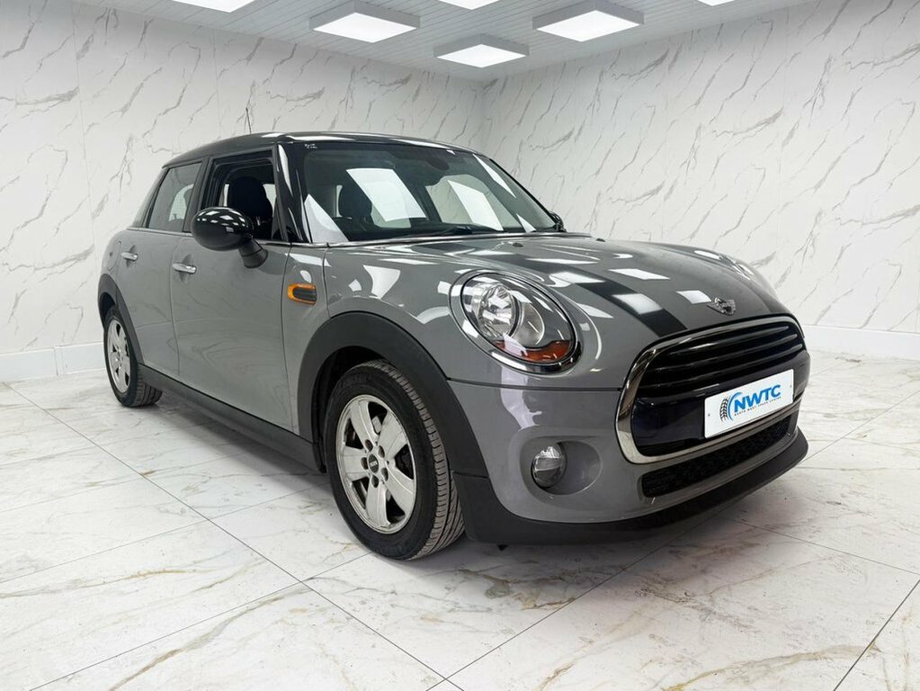 Mini Hatch 1.5L Cooper D Grey
