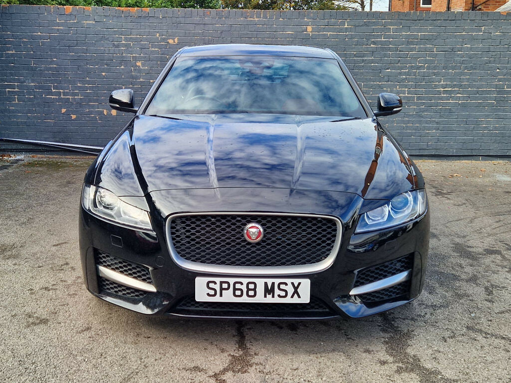 Jaguar XF 2.0D R-sport Euro 6 Ss Black #3