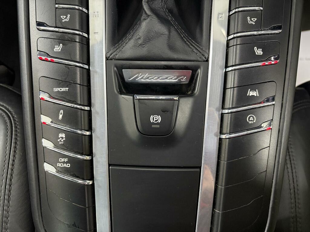 Porsche Macan S Pdk Black #38