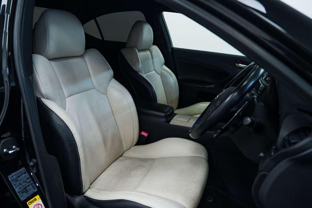 Lexus IS Petrol Black