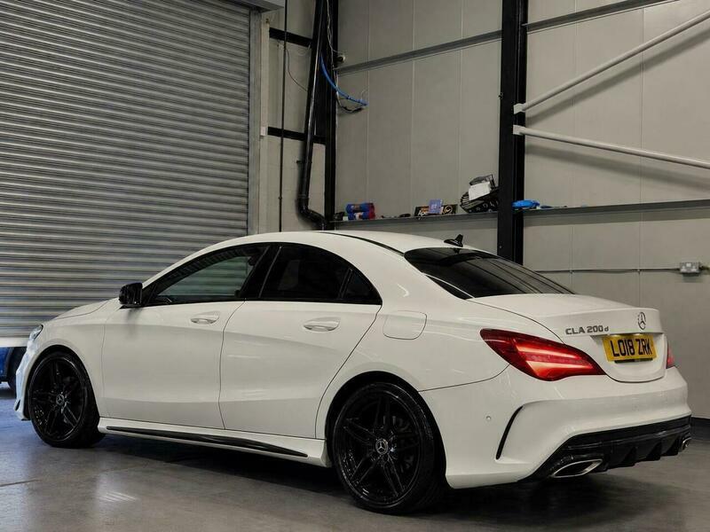 Audi Q7 2.1 Cla200d Amg Line White #2