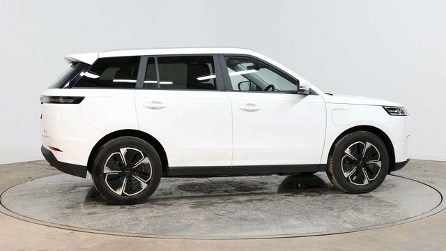 JAECOO 5 60.9Kwh Luxury Suv 207 Ps White #2