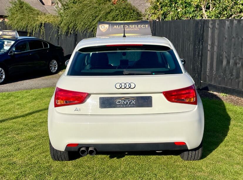 Audi A1 Sport White #6
