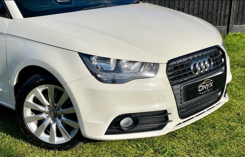 Audi A1 Sport White #2