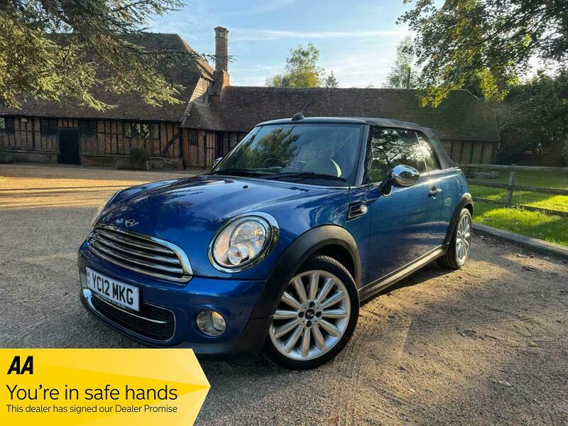 Mini Convertible 1.6 Cooper D Euro Blue