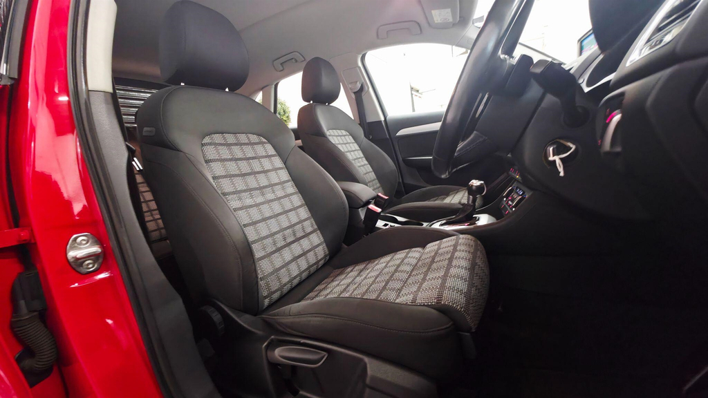 Audi Q3 2.0 Tdi Se S Tronic Quattro Euro 6 Ss Red #5