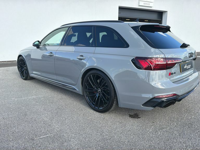 Audi RS4 Carbon Black Grey #34