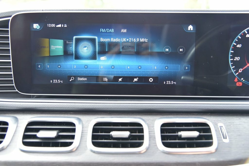 Mercedes-Benz GLE Class 2L Amg Line White #46