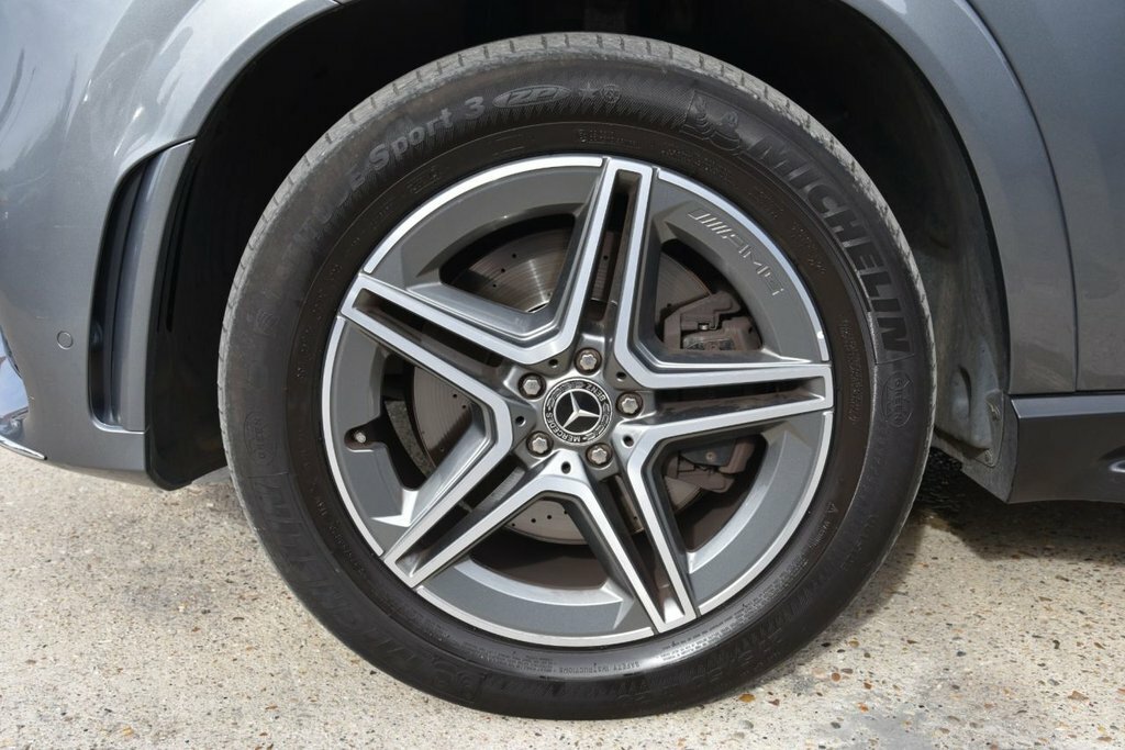 Mercedes-Benz GLE Class 2L Amg Line White #70