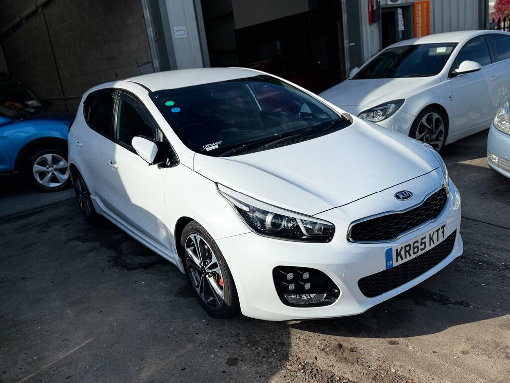 Kia Ceed Hatchback #2