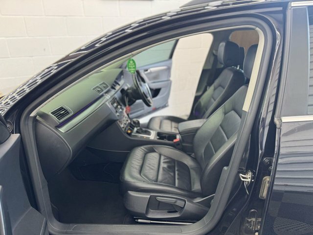 Volkswagen Passat 2.0 Executive Style Tdi Bmt 175 Bhp Grey #32