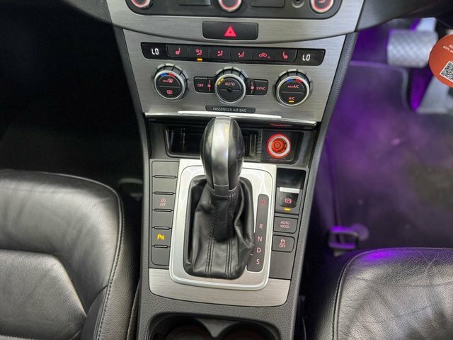 Volkswagen Passat 2.0 Executive Style Tdi Bmt 175 Bhp Grey #37