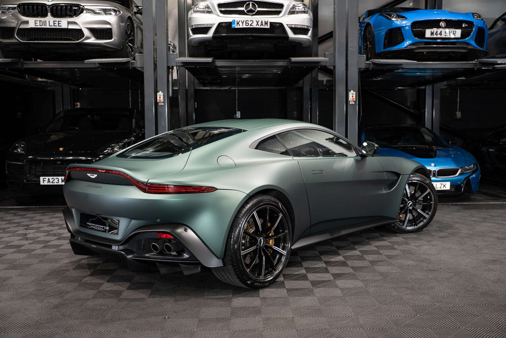 Aston Martin Vantage 4.0 V8 Euro 6 Silver #10