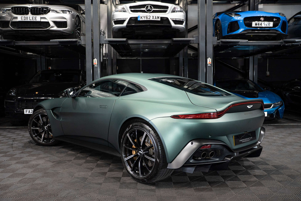 Aston Martin Vantage V8 Auto #2