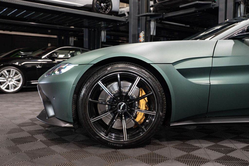 Aston Martin Vantage 4.0 V8 Euro 6 Silver #20