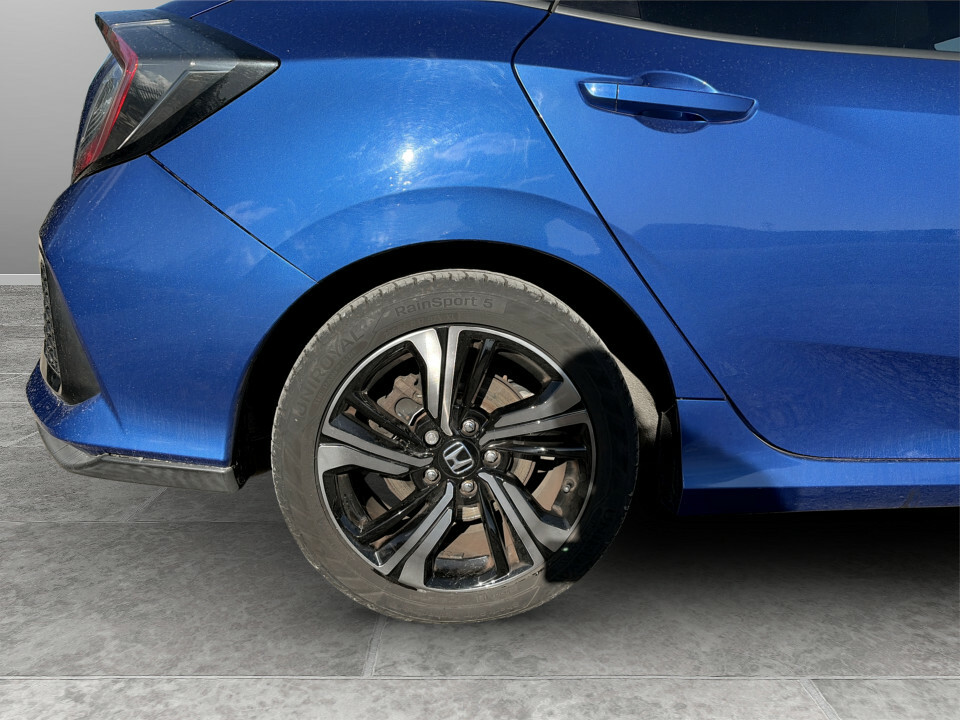 Honda Civic 2017 1.0 Vtec Turbo Sr Hatchback Cvt Eu Black #9
