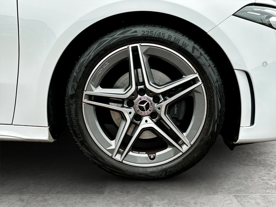 Mercedes-Benz A Class A180 Amg Line Executive Black #9