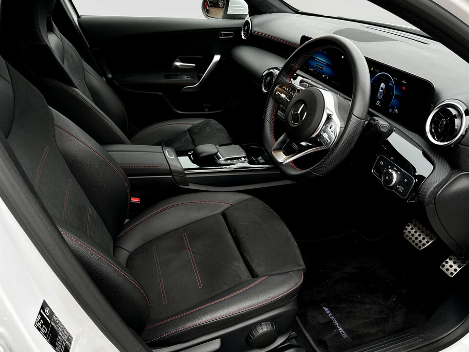 Mercedes-Benz A Class A180 Amg Line Executive Black #25